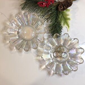 Iridescent vintage oyster coloured  federal glass starburst floral dish jewelry